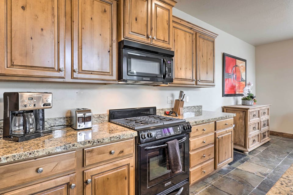 Kitchen | Complimentary Spices