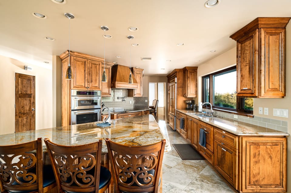 Fully Equipped Kitchen w/ Large Island