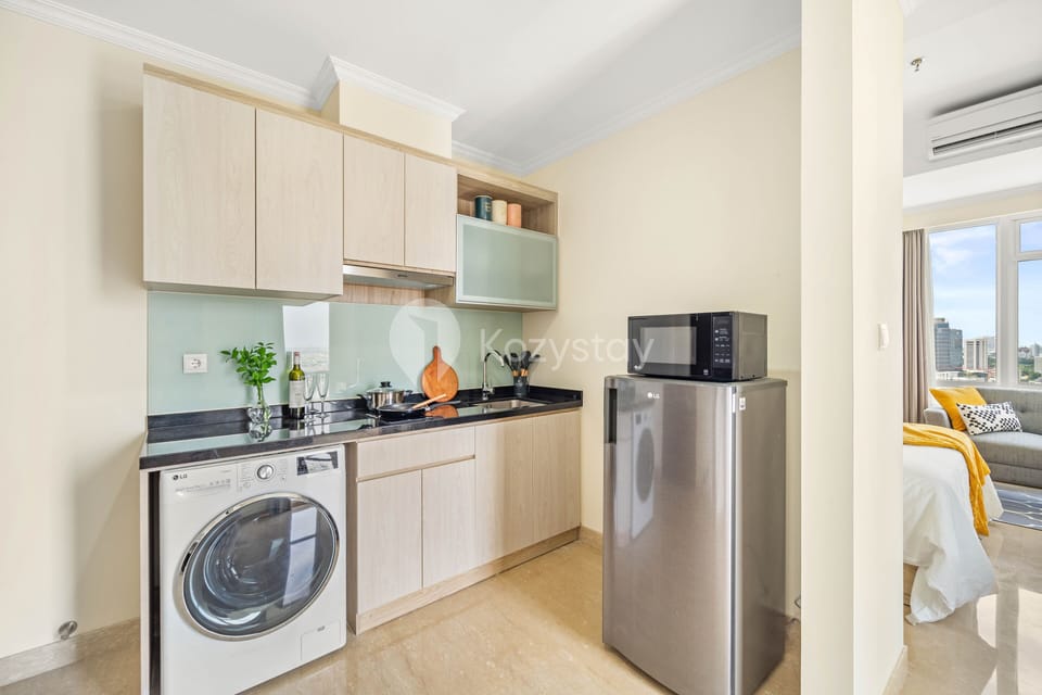 Apartment, 1 Bedroom, City View | Private kitchen | Fridge, microwave, stovetop, rice cooker