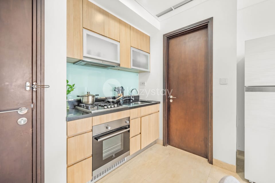 Apartment, 2 Bedrooms, City View | Private kitchen | Fridge, microwave, stovetop, rice cooker