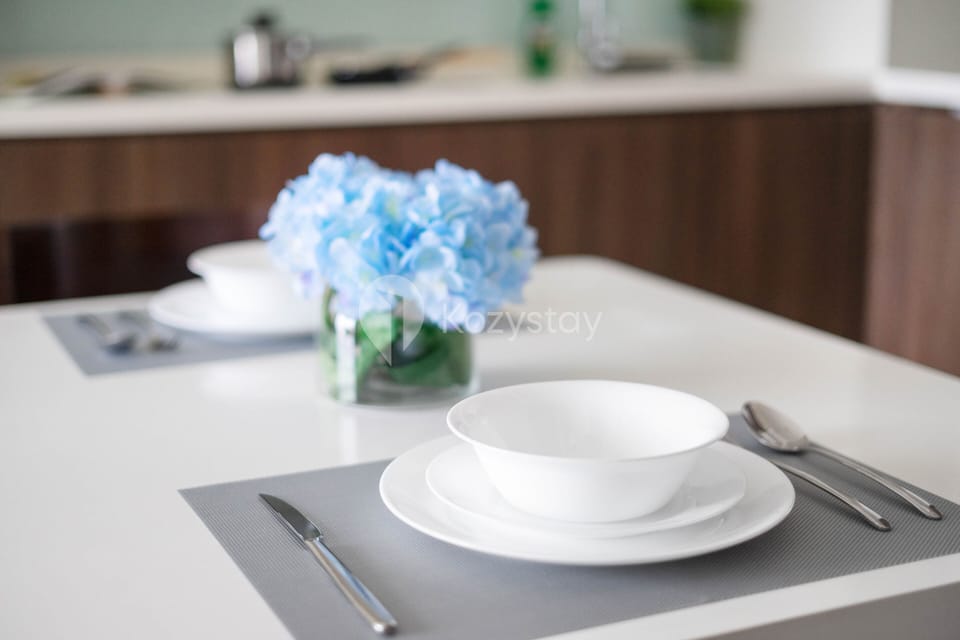 Apartment, 1 Bedroom, City View | Dining room