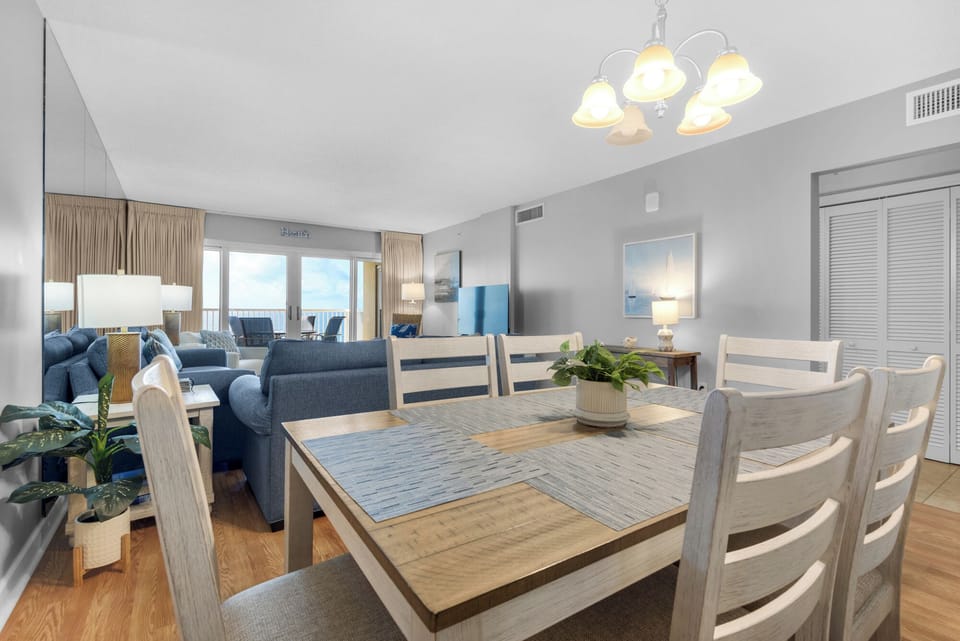 Dining Area to Living Area