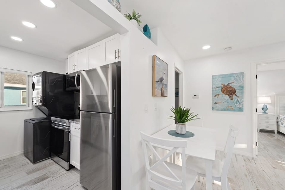 Dining area side A
