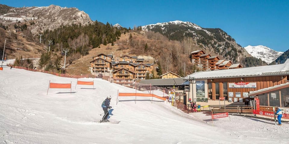 Snow and ski sports