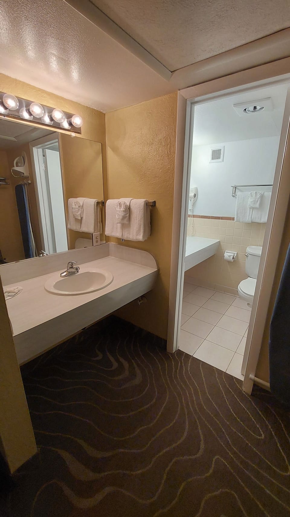 Economy Double Room | Bathroom | Combined shower/tub, hair dryer, towels, soap