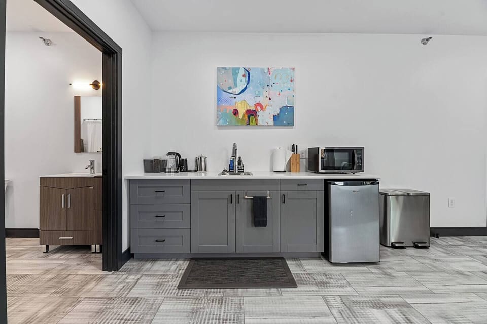 Kitchenette
