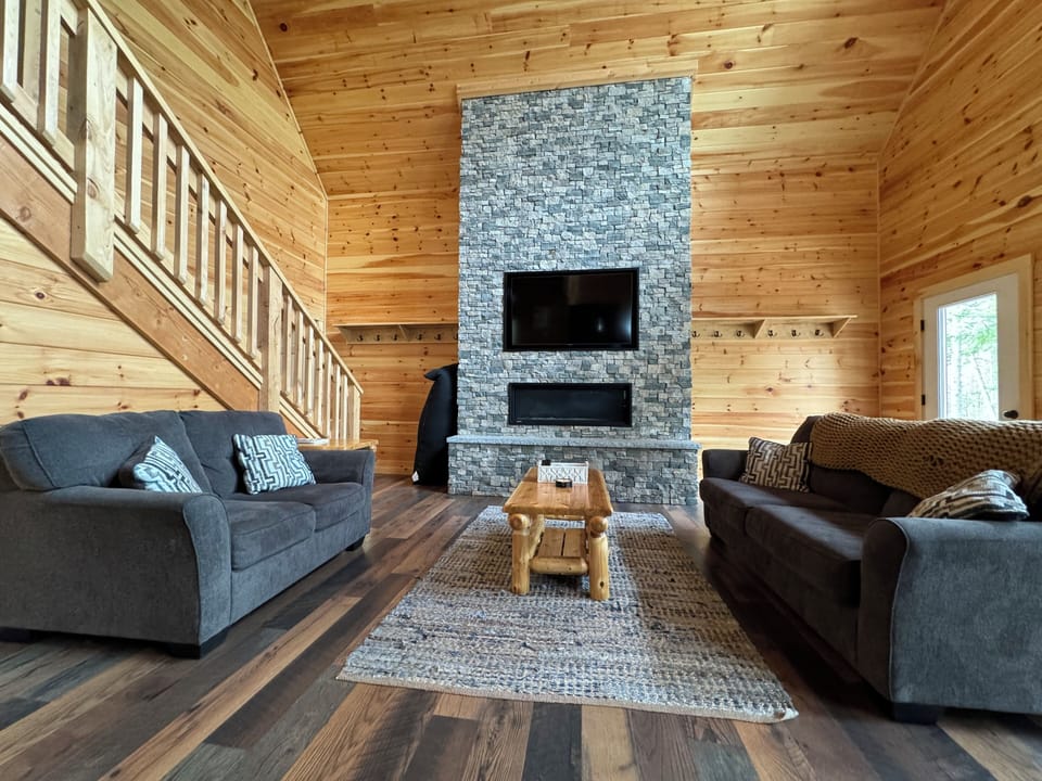 Spacious living room