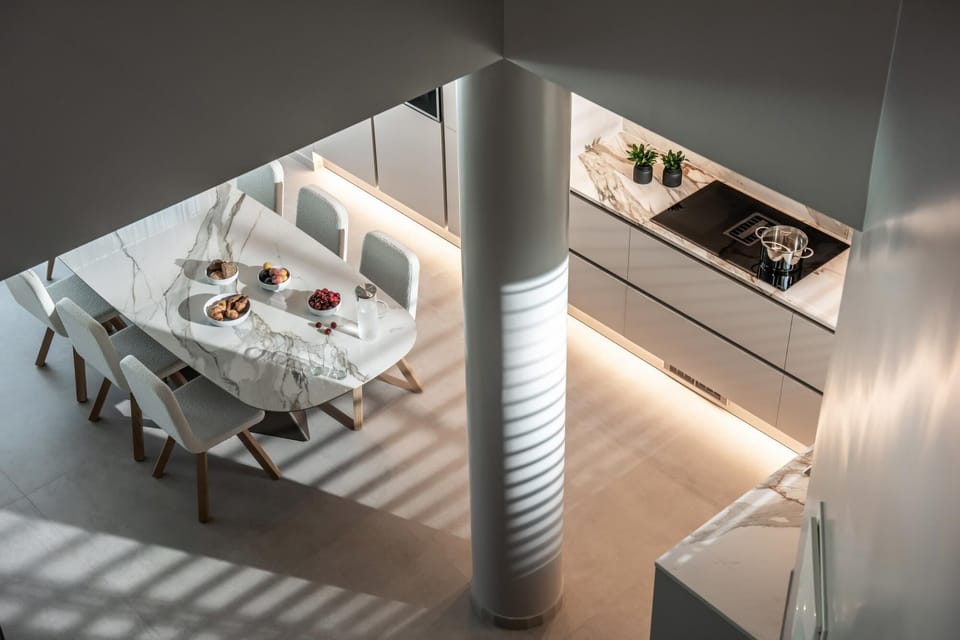House | 5 bedrooms, laptop workspace, WiFi