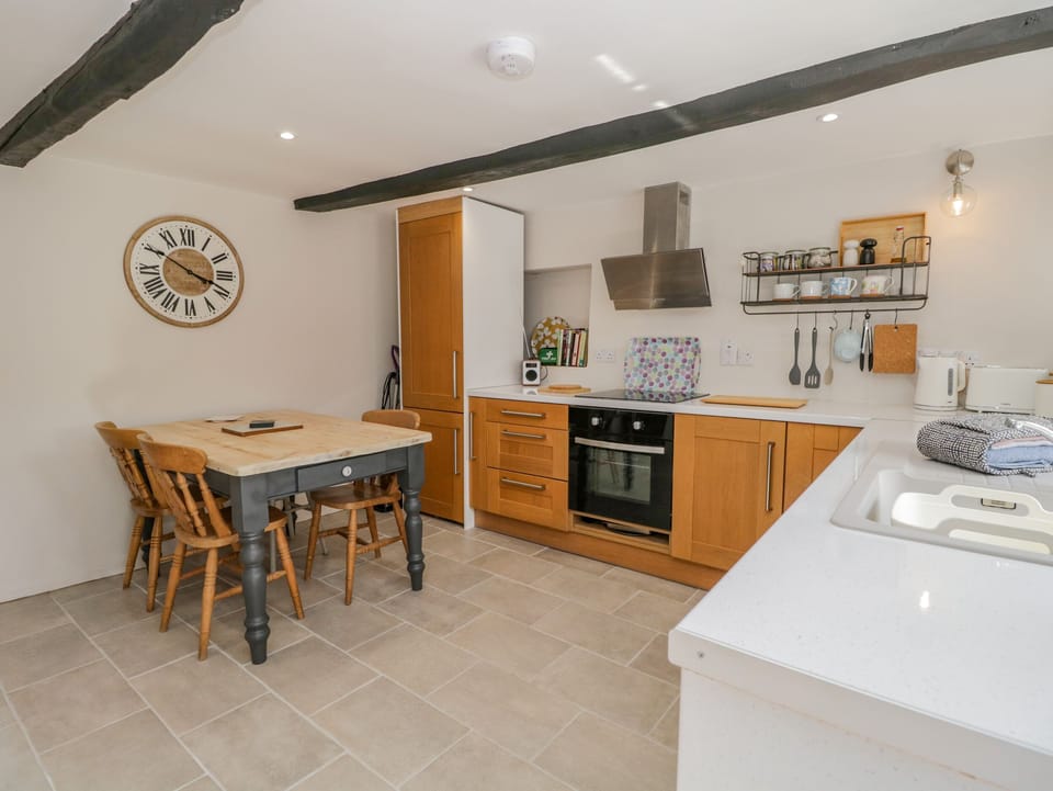 Cottage | Interior