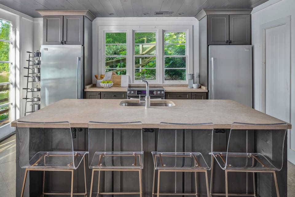 Plenty of room to store groceries, cook meals and serve family, friends & guests