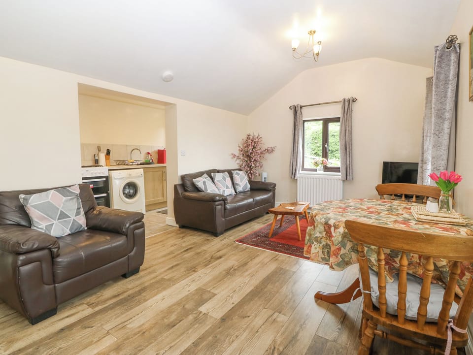 Cottage | Living area