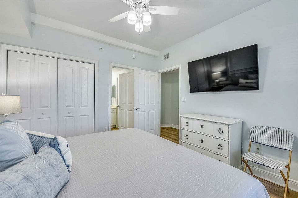 Guest bedroom 2