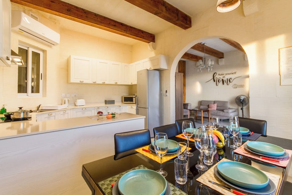 Family House, Multiple Bedrooms (Inni Gozitan Farmhouse Private Pool) | Interior