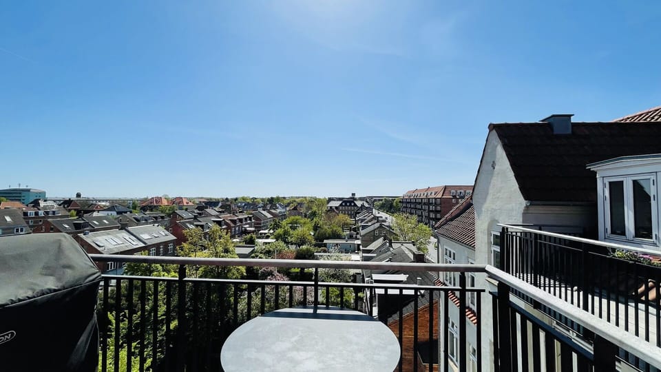 Balcony / Terrace / Patio