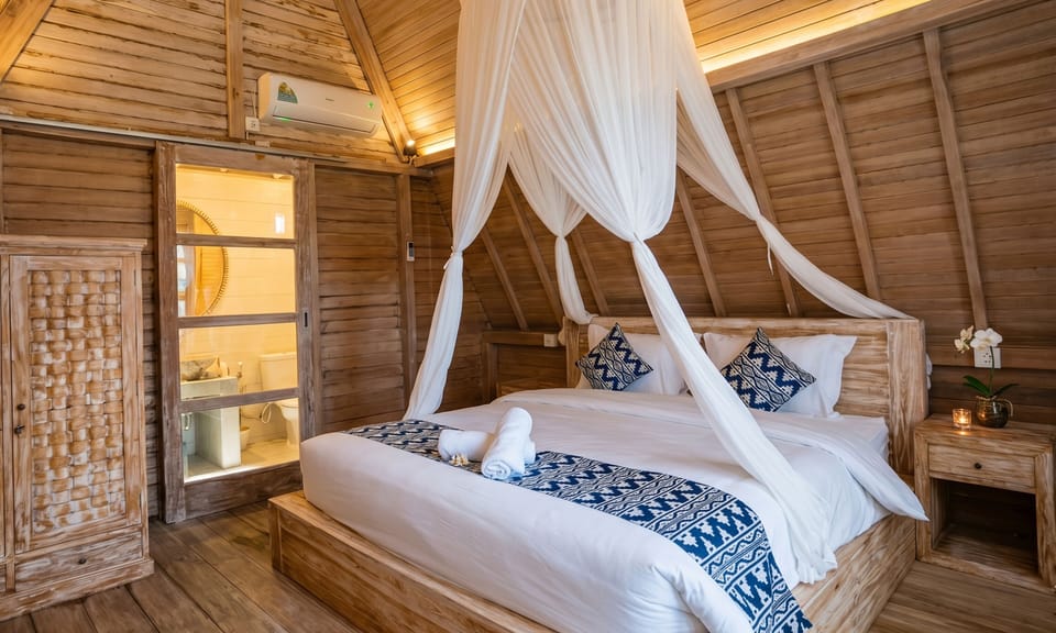 Deluxe Double Room | Minibar, desk, soundproofing, free WiFi