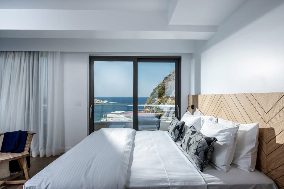 House | 4 bedrooms, laptop workspace, WiFi