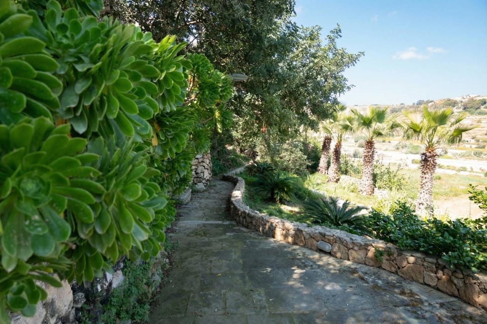 Standard Villa, Multiple Bedrooms (Villeleynah Amazing Gozitan Villa +) | Property grounds