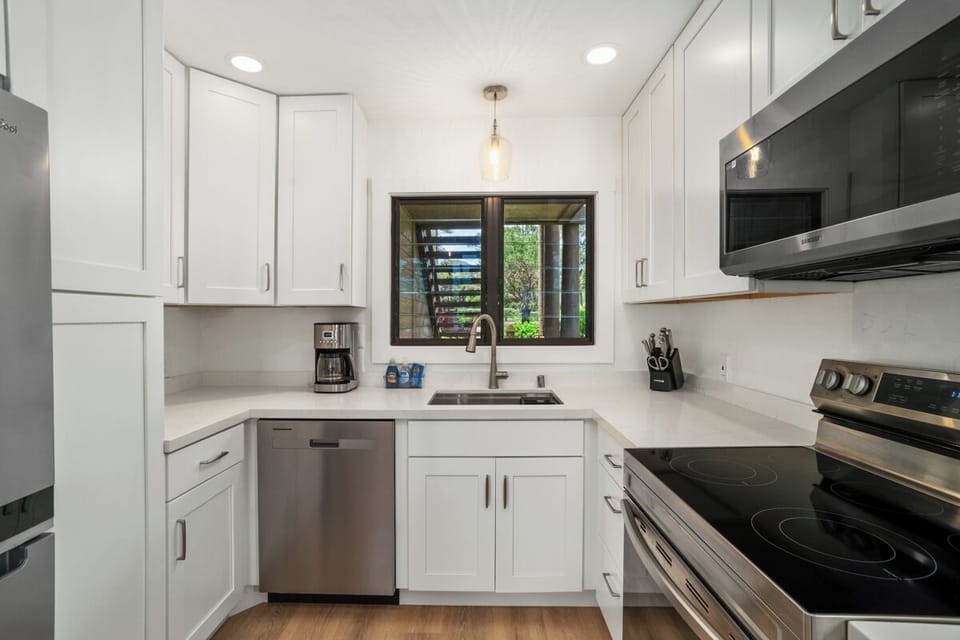 Fully upgraded kitchen