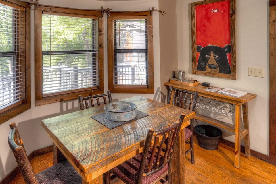 Kitchen Table Seats 4