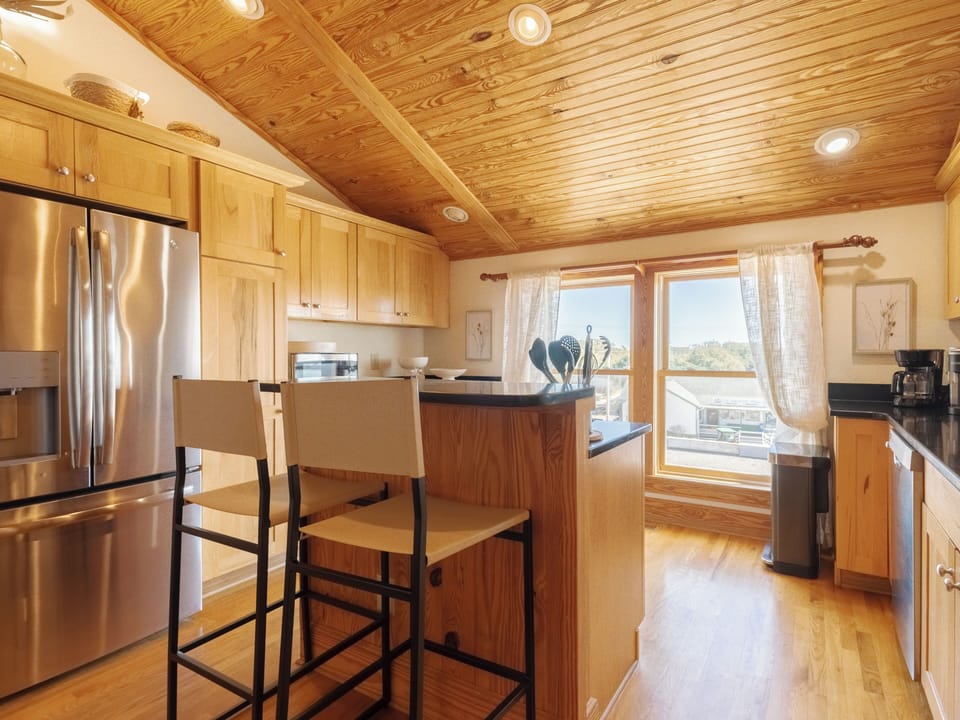 Kitchen with Island