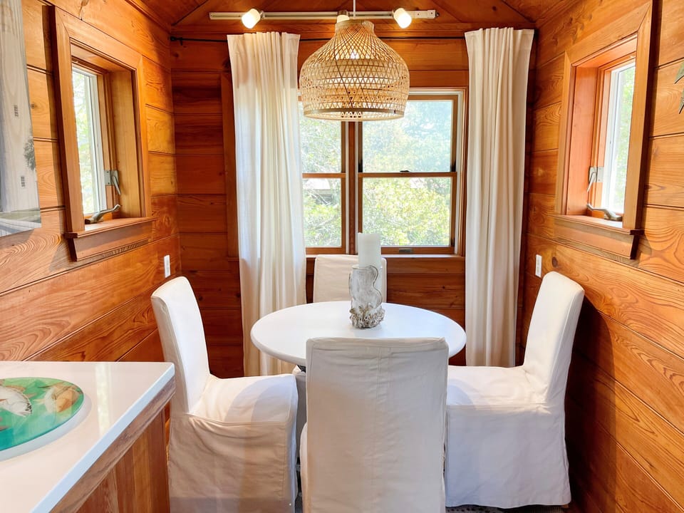 Dining Area, Second Floor