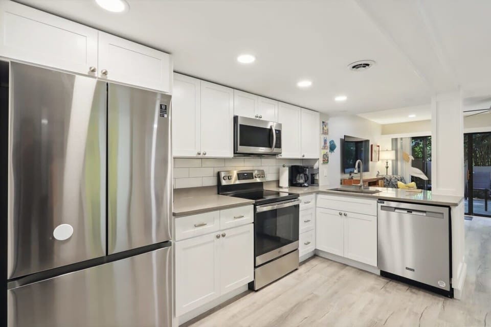 Newly Renovated Kitchen!