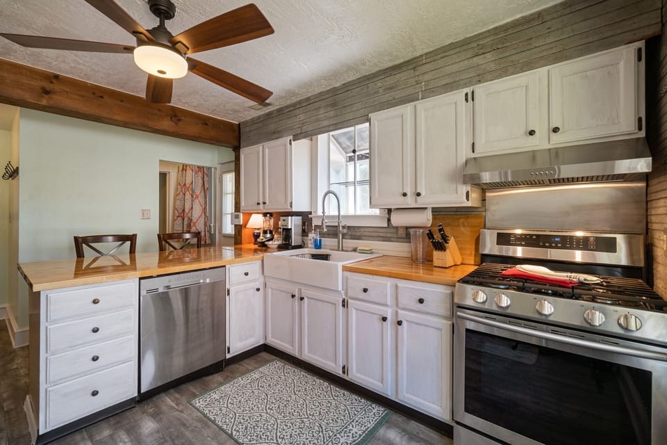 Room, Indoors, Kitchen, Ceiling Fan, Kitchen Island