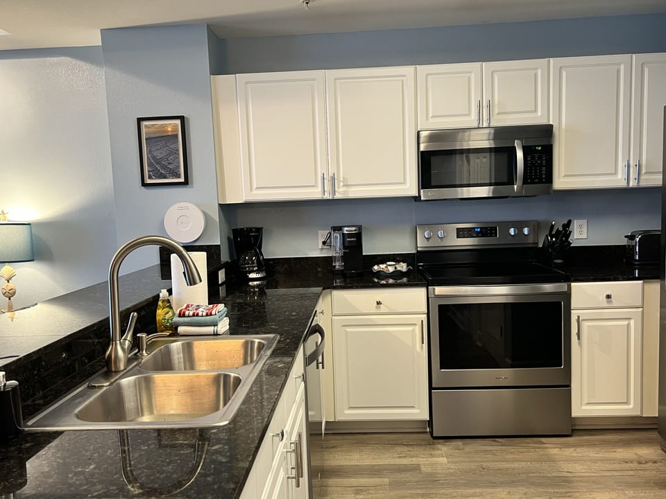 Fully Stocked Kitchen