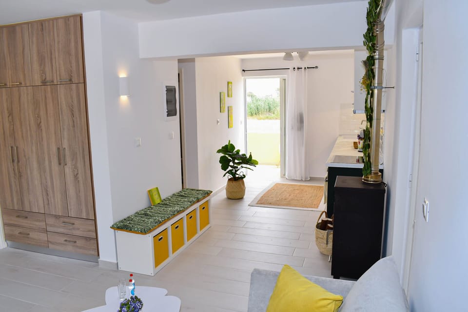 House | 2 bedrooms, free WiFi, bed sheets