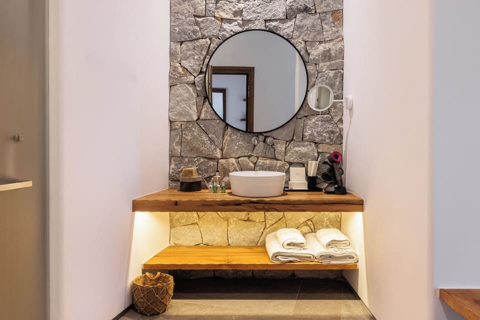 Villa with Private Pool & Sea View | Bathroom | Rainfall showerhead, designer toiletries, hair dryer, bathrobes