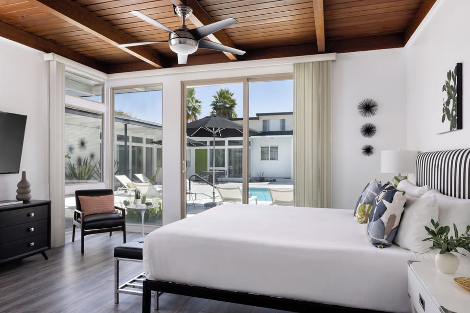 Deluxe Suite, 1 Bedroom | View from room