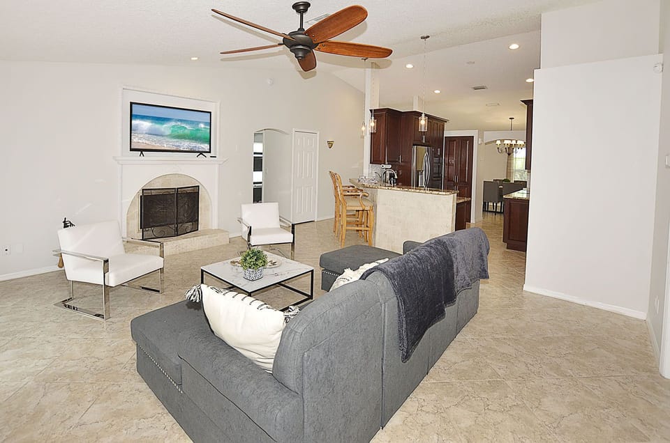 Living room 1 with Fire Place 