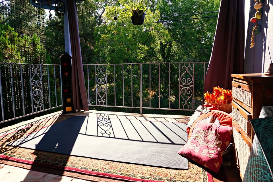 Back patio for you enjoyment 