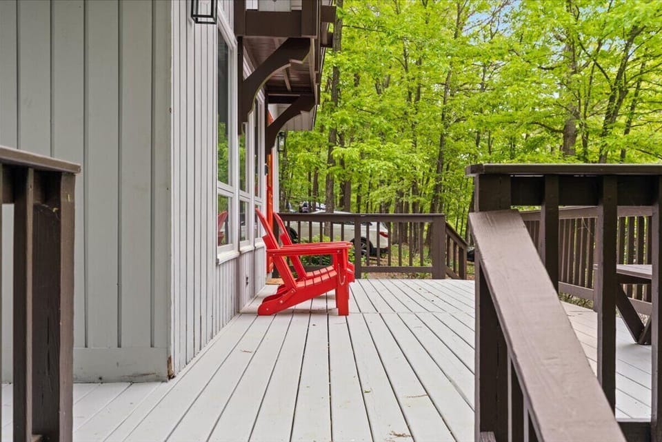 Front deck