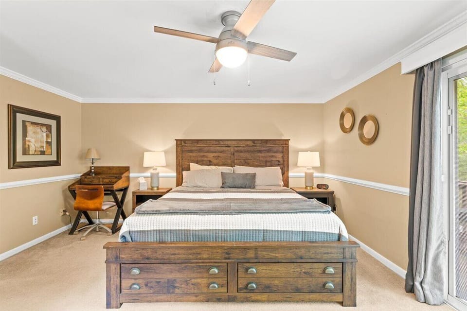 King size bed and writing desk