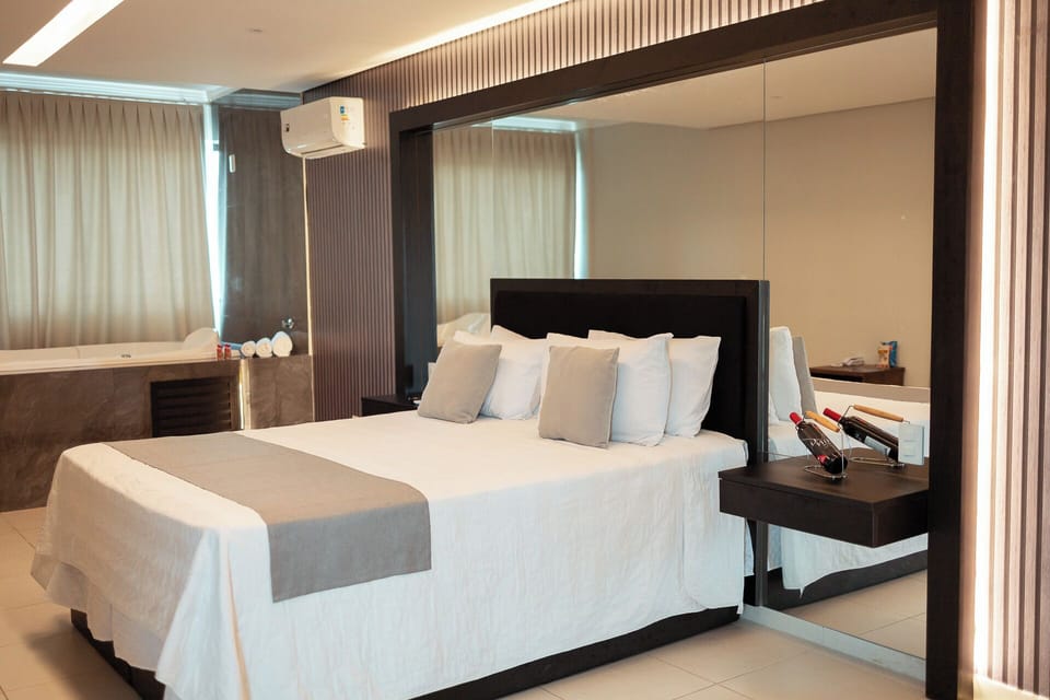 Presidential Room | Minibar, individually decorated, desk, laptop workspace