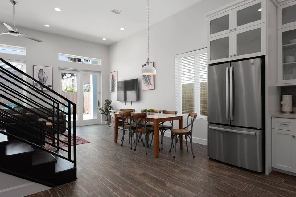 Contemporary dining area with spacious open layout