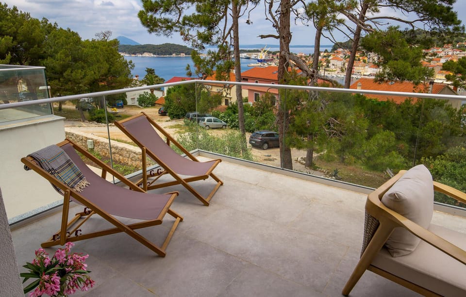 balcony-terrace