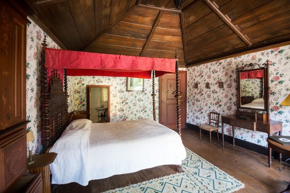 Comfort Double or Twin Room | Free WiFi, bed sheets