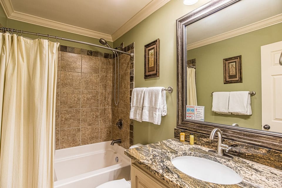 Second full bathroom off of the kitchen