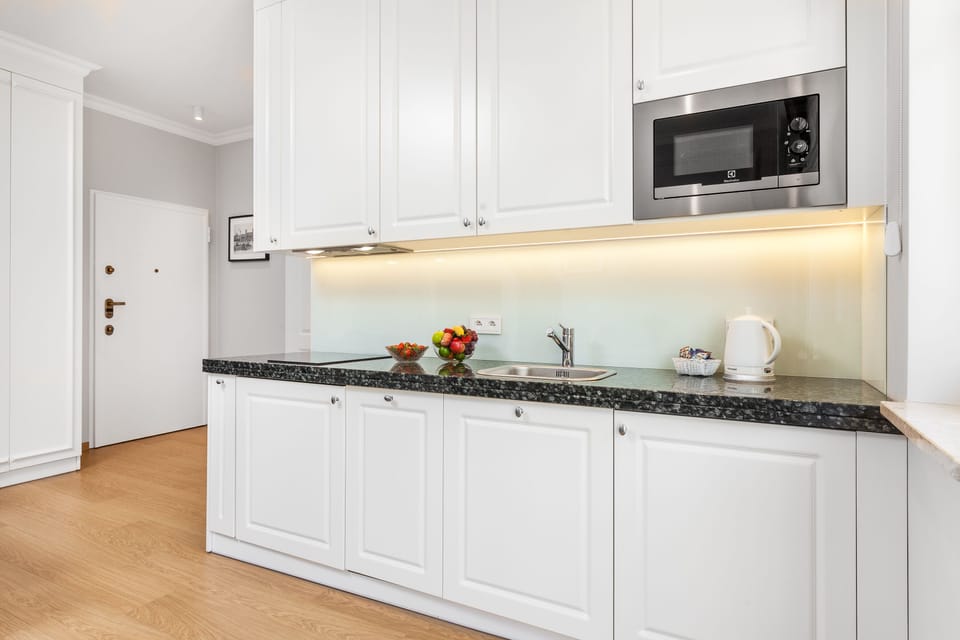 Comfort Apartment | Private kitchenette | Espresso maker, coffee/tea maker, fridge, microwave