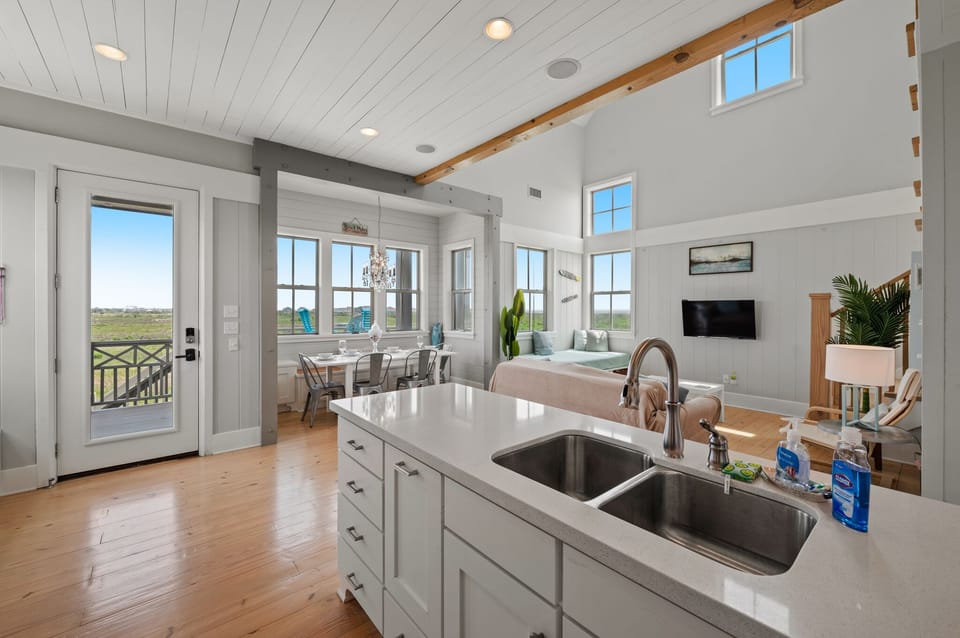 Natural light throughout the house!