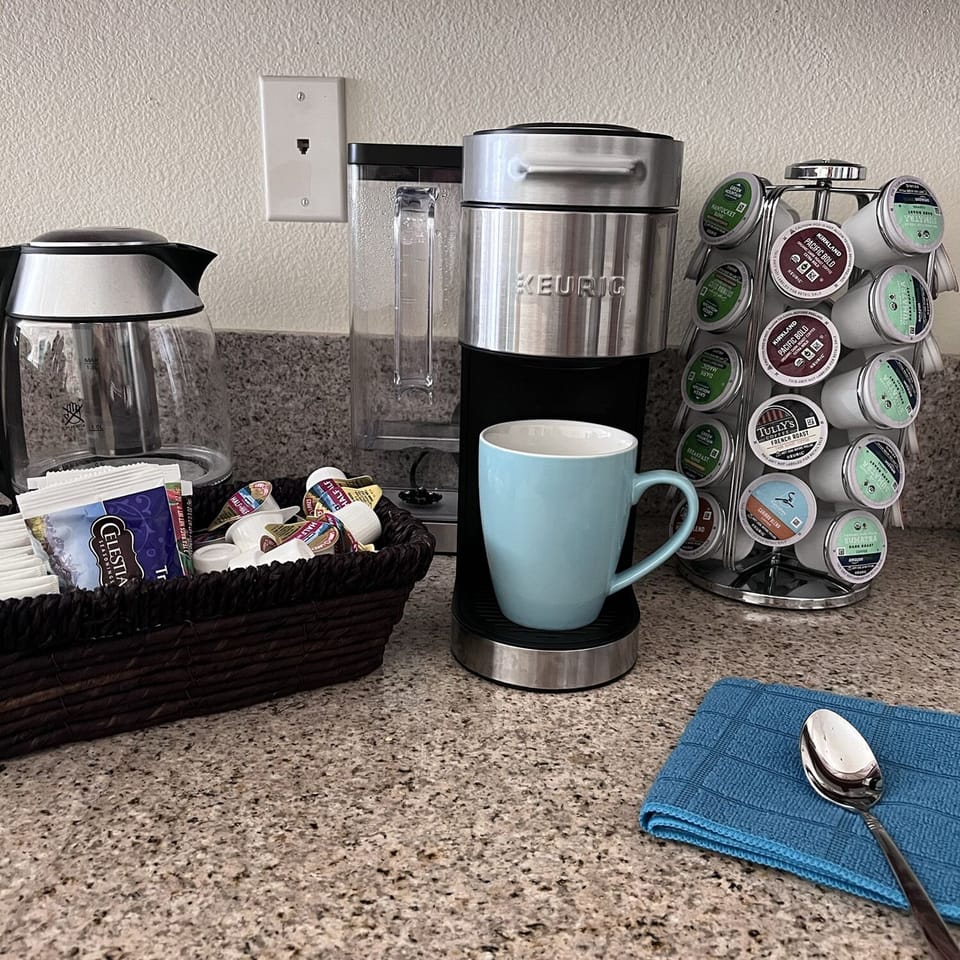 Starter kit of coffee, tea, creamer and light snacks included