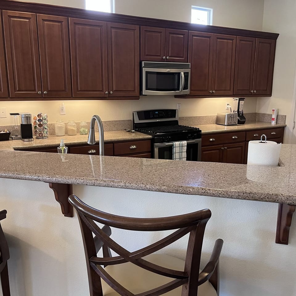 Fully-equipped kitchen