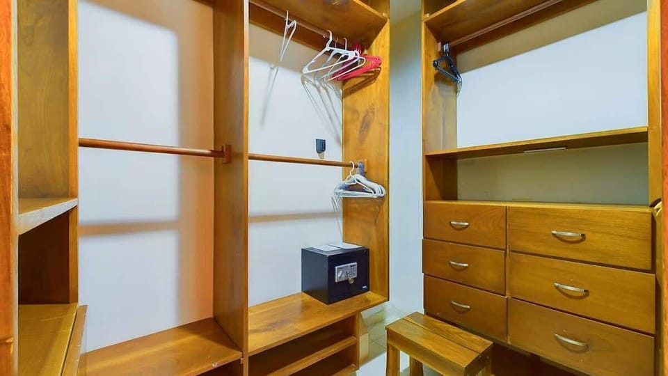 Closet