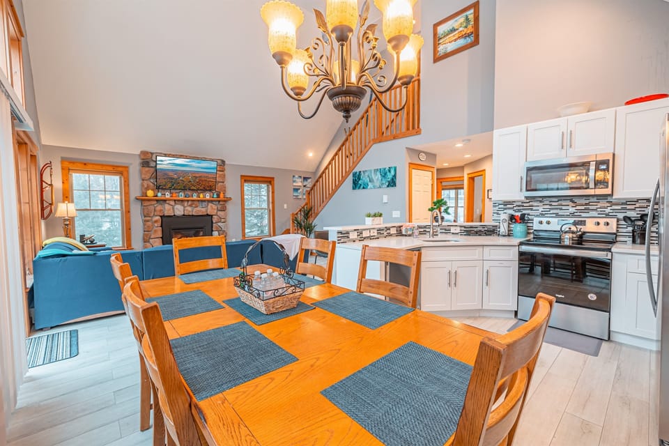 Seamless flow from kitchen to dining for entertaining ease