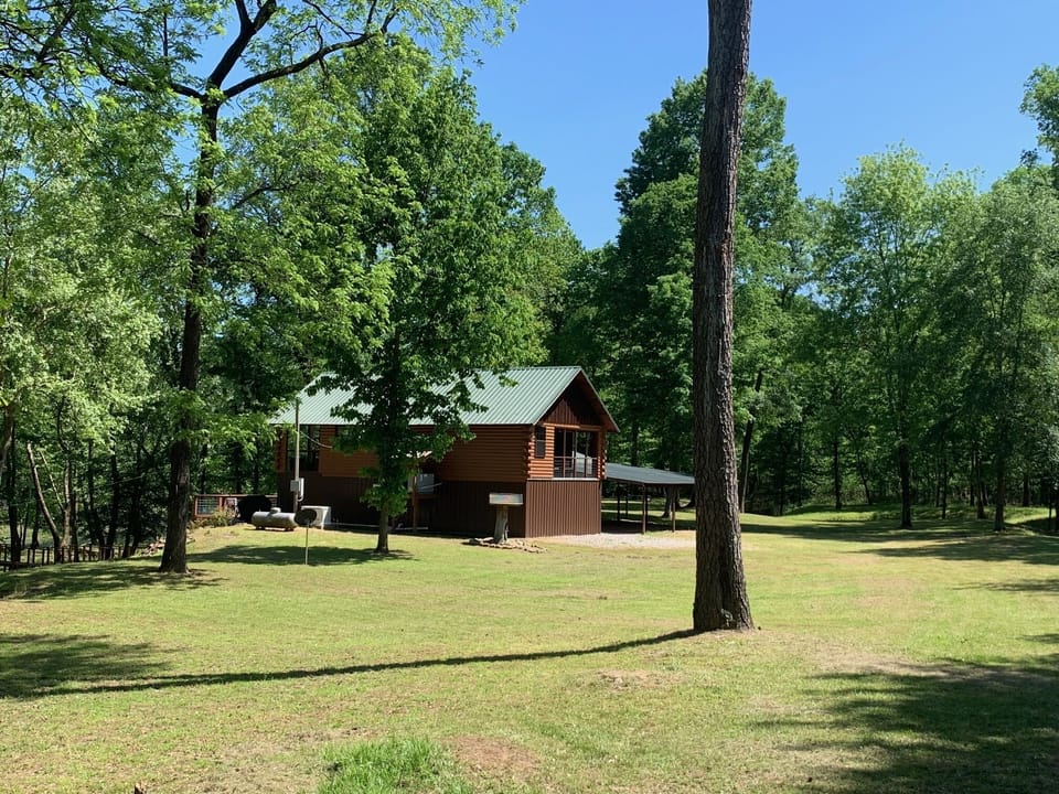 Cabin on 5 acres....all river front
