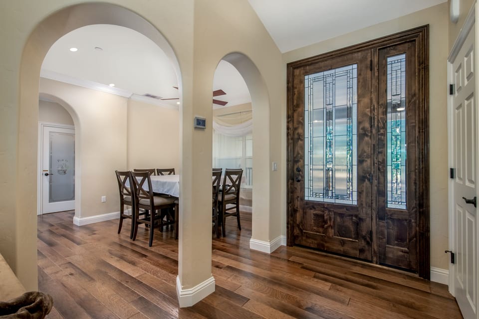Formal dining room