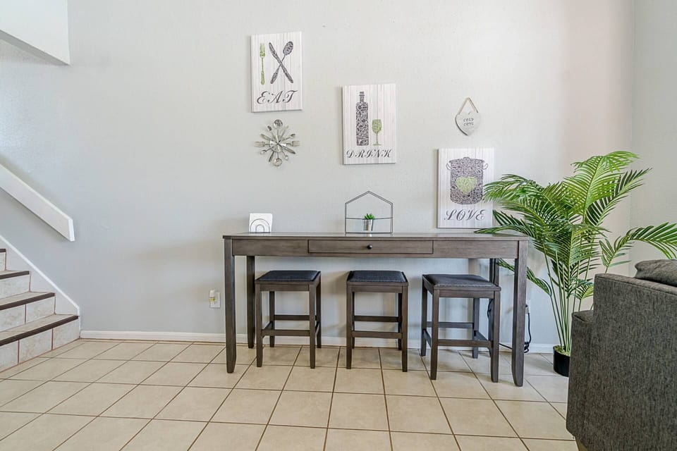 Convenient desk to get some work done before you head out for some Galveston fun!