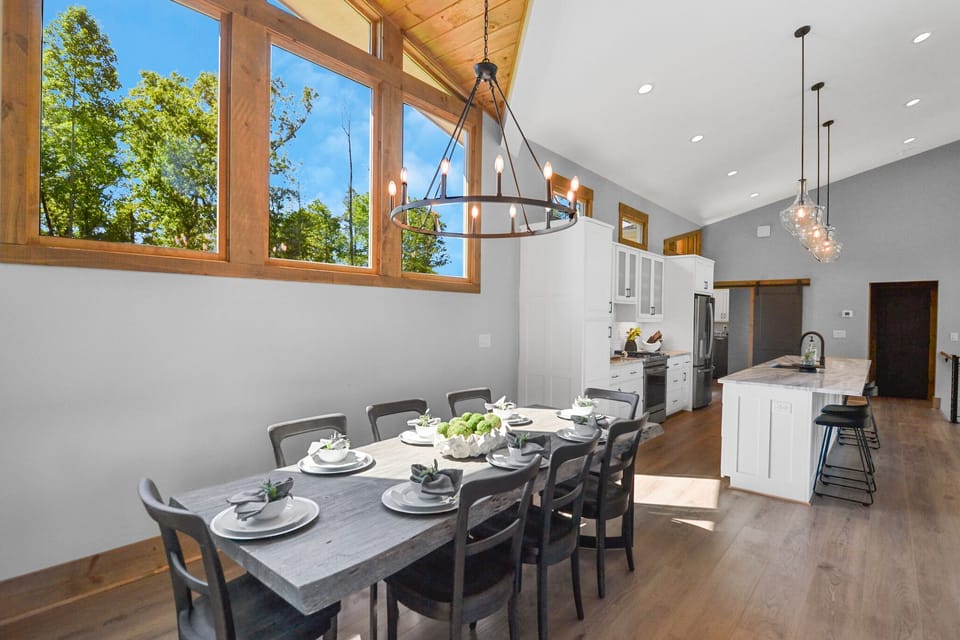 Dining with nature all around.